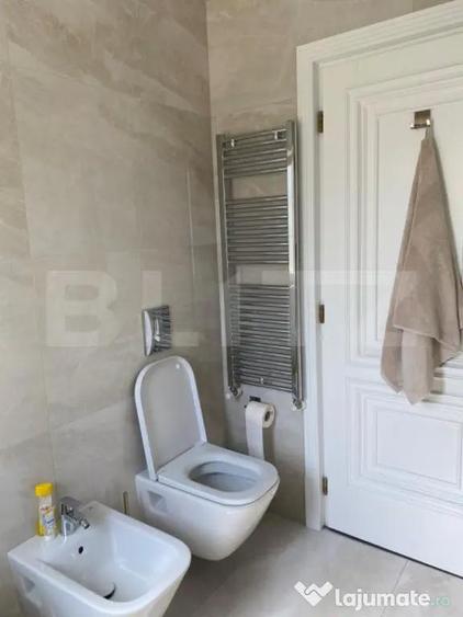 Apartament cu 3 camere decomandat în Burdujeni
