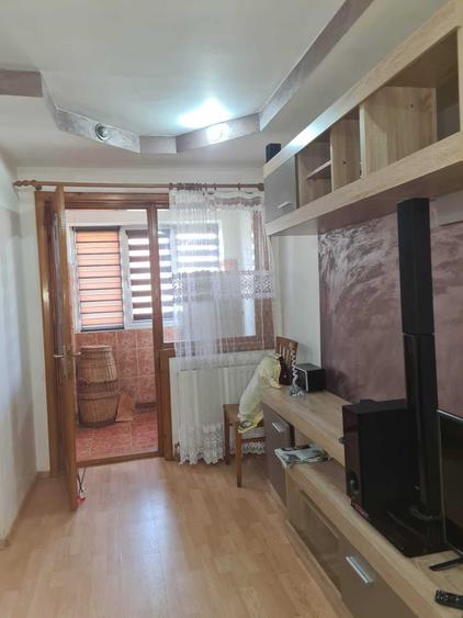 Garsonieră decomandată în Exterior Vest