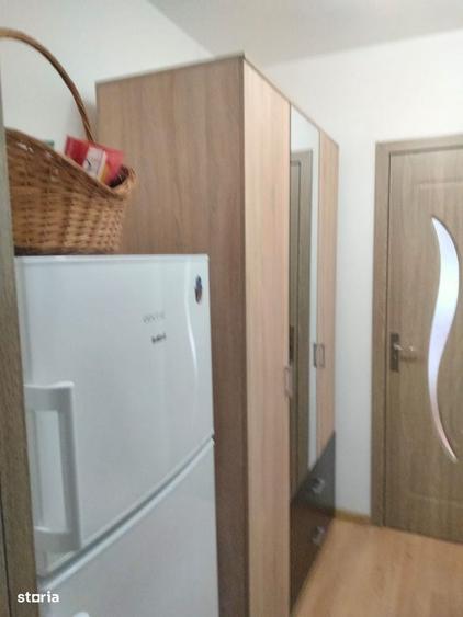 Apartament cu 2 camere decomandat în Nicolina