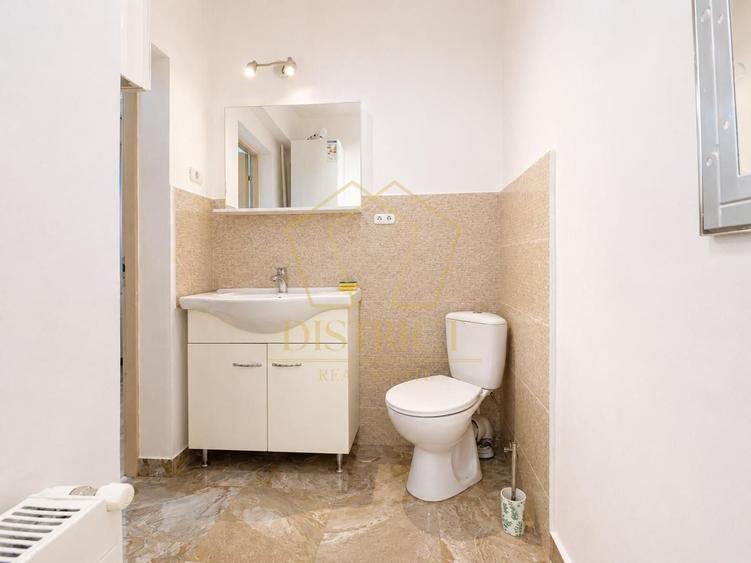 Apartament cu 2 camere decomandat, mobilat în Central