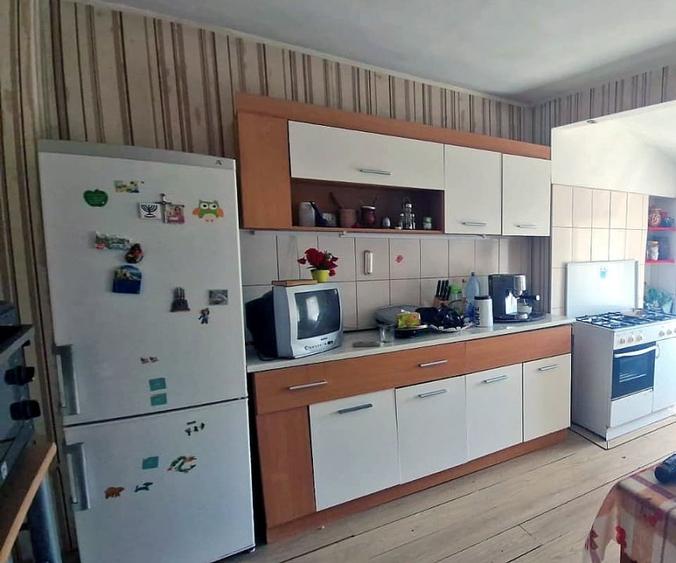 Apartament cu 4 camere decomandat, mobilat în Universitate