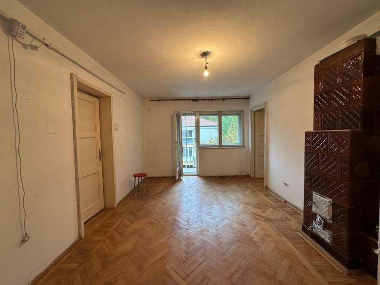 Apartament cu 2 camere decomandat în Floreasca