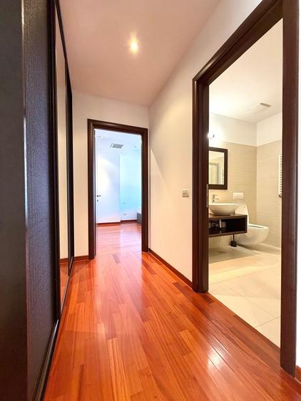 Apartament cu 4 camere decomandat în Dorobanți
