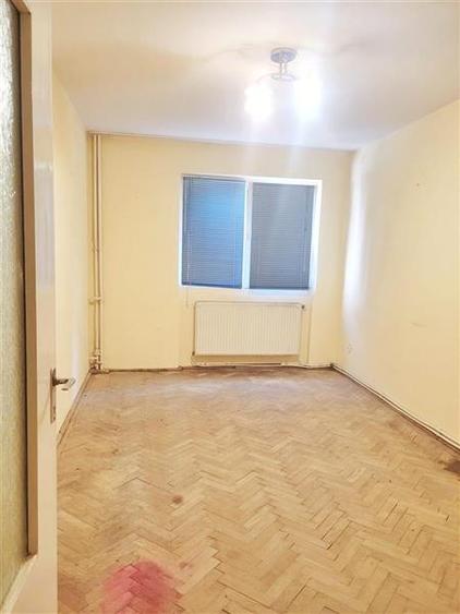 Apartament 2 camere semidecomandat, zona Stadionului - 1