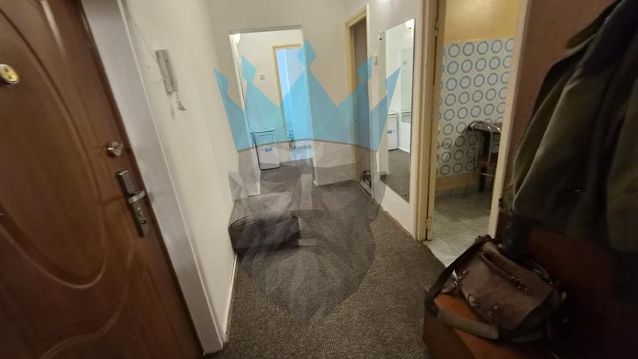 Apartament cu 3 camere decomandat, mobilat în Lujerului