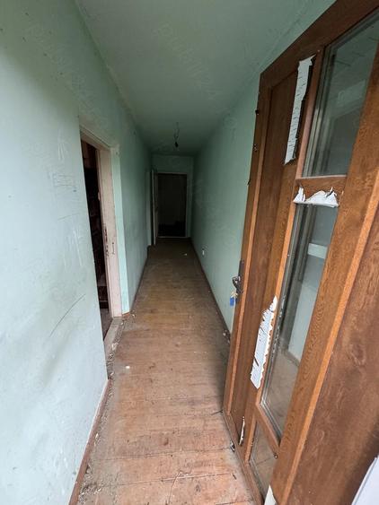 Casa de vanzare in loc Tg Trotus - 1