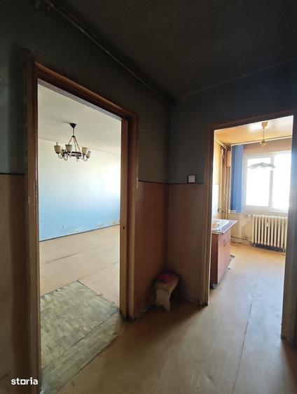 Apartament cu 2 camere decomandat în Exterior Vest