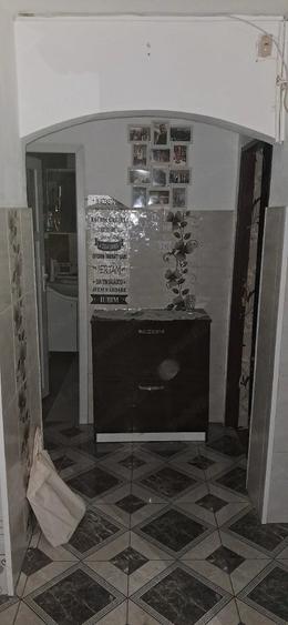 Apartament cu 3 camere decomandat în Aradului