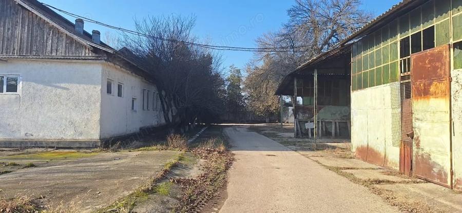 Spațiu comercial, de 13,300 mp, în Nord