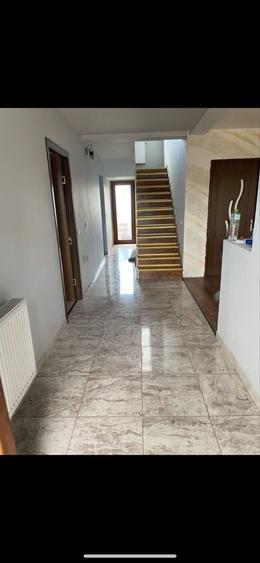 Casă cu 4 camere în Ianca