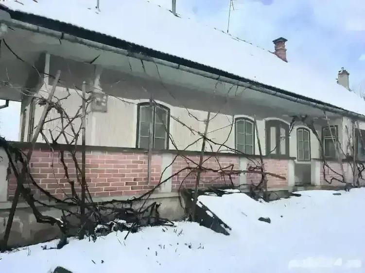 Teren de 1171 mp, în Zăbala