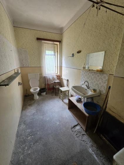 Apartament cu 5 camere semidecomandat în Ultracentral