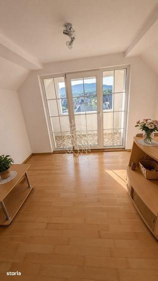Apartament cu 3 camere în Calea Moldovei