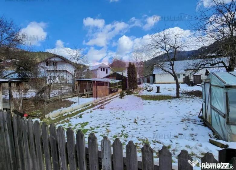 Teren de 667 mp, în Azuga