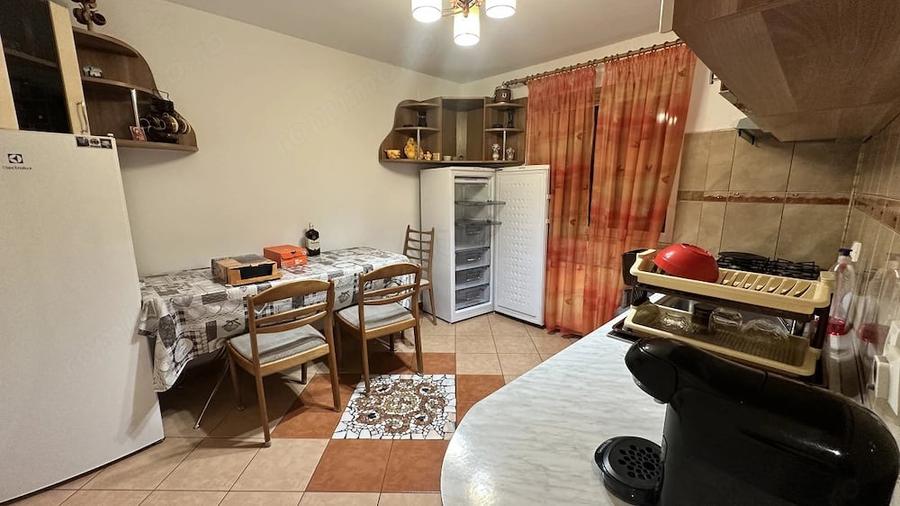 Casă cu 4 camere cu Teren 200 Mp în Țiglari