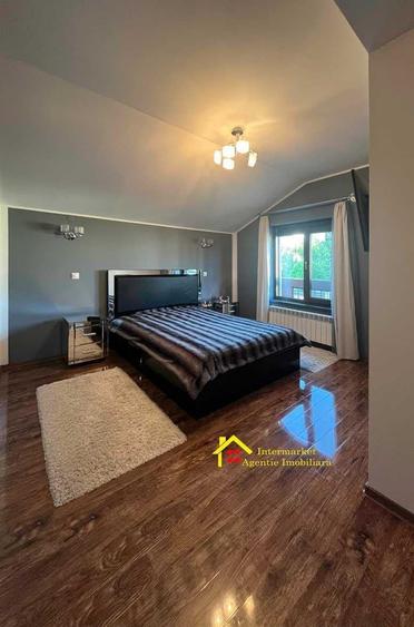Casă cu 4 camere cu Teren 291 Mp în Ultracentral