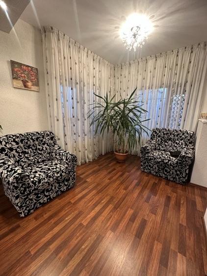 Casă individuală cu 4 camere cu Canalizare în Brănești