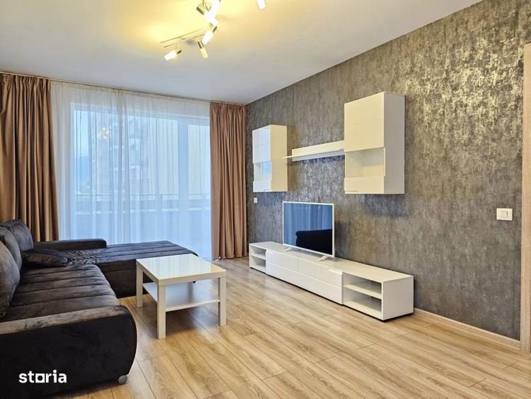 Apartament cu 3 camere, mobilat în Tractorul