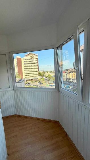 Apartament cu 4 camere decomandat în Ultracentral