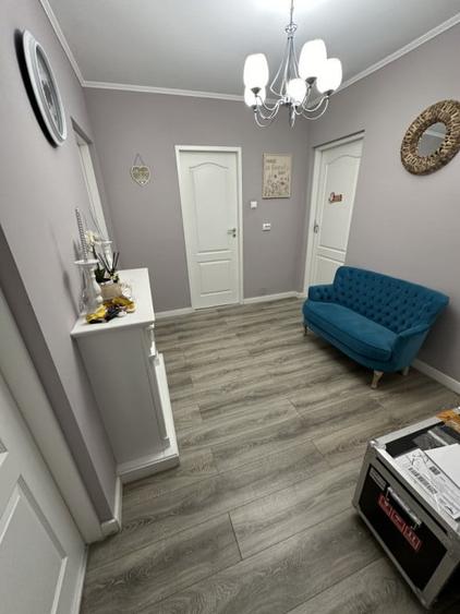 Apartament cu 3 camere decomandat în Mărăști