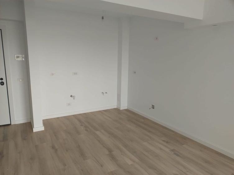 Apartament cu 2 camere nedecomandat în Lotus