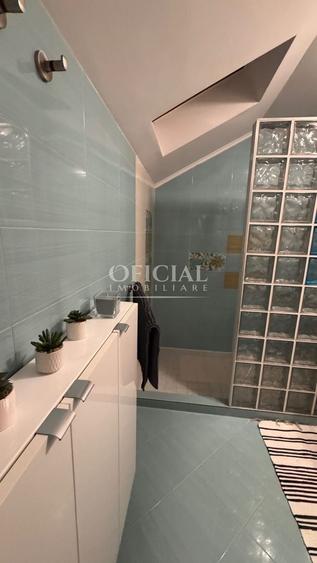 Apartament cu 3 camere semidecomandat, mobilat în Florești