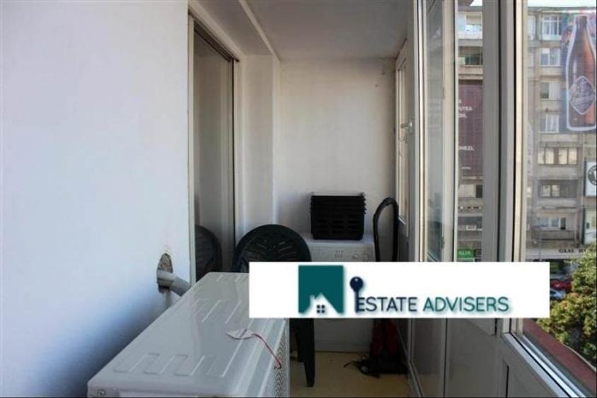 Apartament cu 2 camere semidecomandat, mobilat în Romană