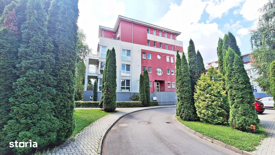 Apartament cu 3 camere decomandat în Bartolomeu