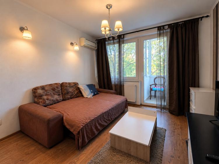 Apartament cu 2 camere decomandat în Balta Albă