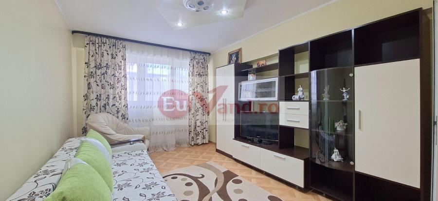 Apartament cu 2 camere decomandat, mobilat în Micro 14
