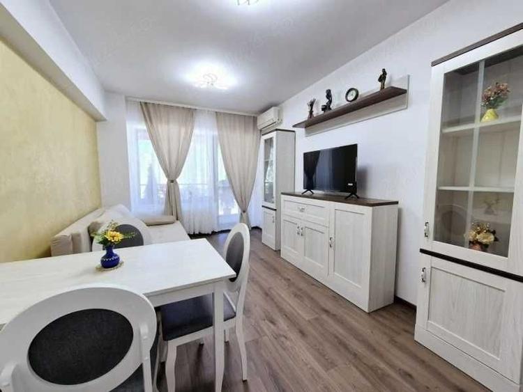 Apartament cu 2 camere decomandat în Exterior Vest