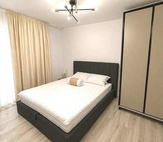 Apartament cu 2 camere decomandat, mobilat în Sisești