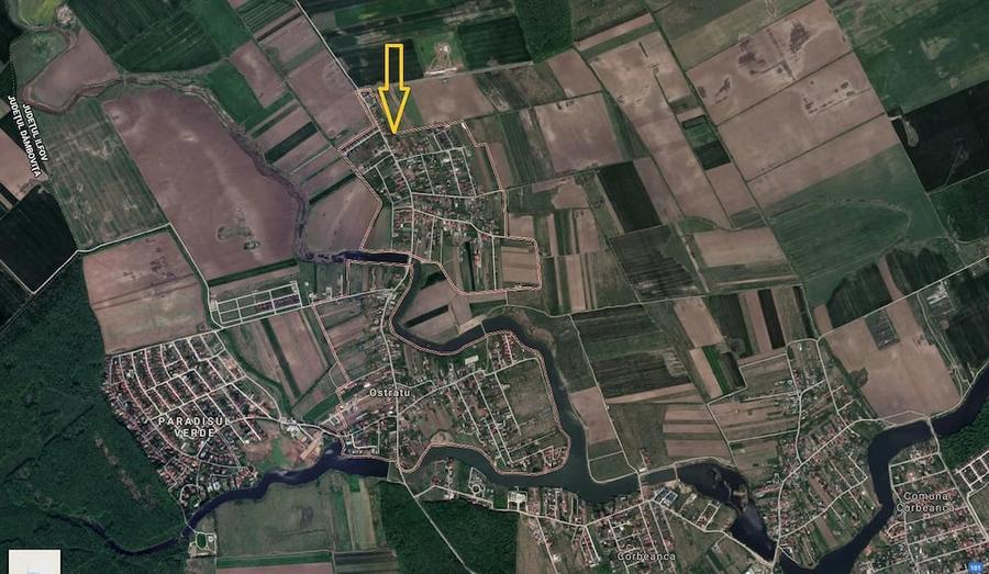 Teren de 970 mp, în Ostratu