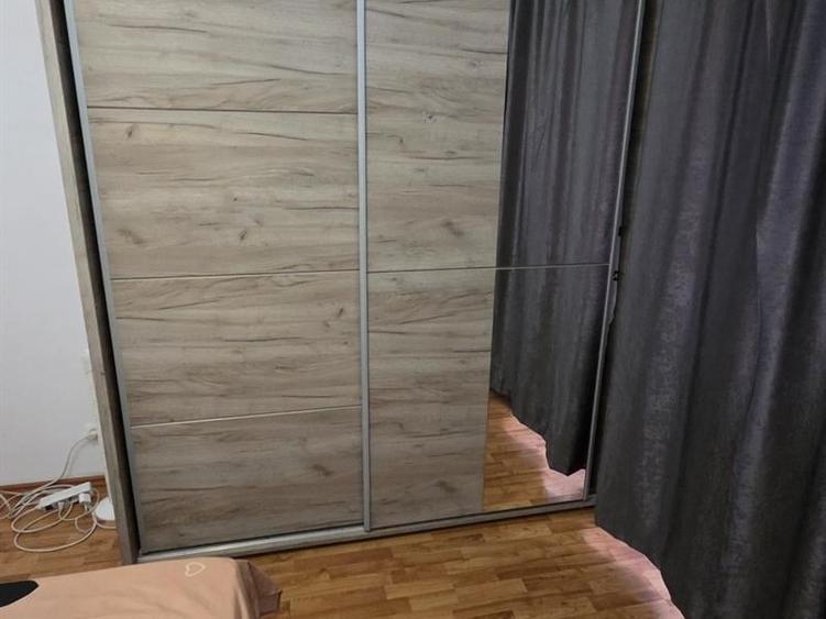 Apartament cu 2 camere decomandat în Rovine