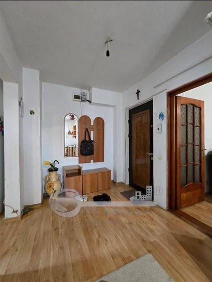 Apartament cu 2 camere decomandat în Alexandru cel Bun