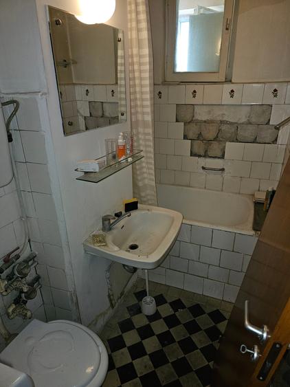Garsonieră decomandată în Bucur Obor