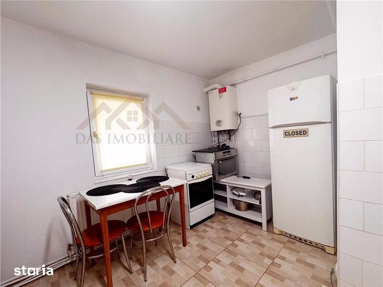 Apartament cu 3 camere în Traian
