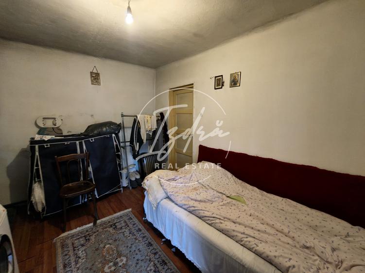 Casă individuală cu 5 camere cu Canalizare în Ludoș