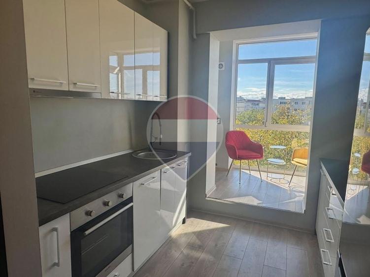 Apartament cu 2 camere semidecomandat în Mărăști