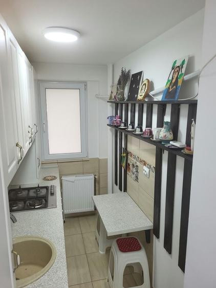 Apartament cu 2 camere decomandat în Drumul Taberei
