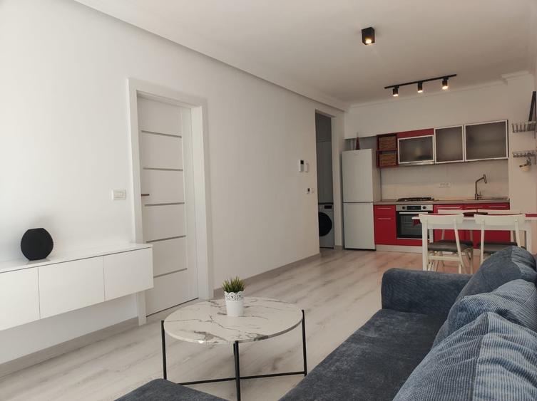 Apartament cu 2 camere semidecomandat în Central