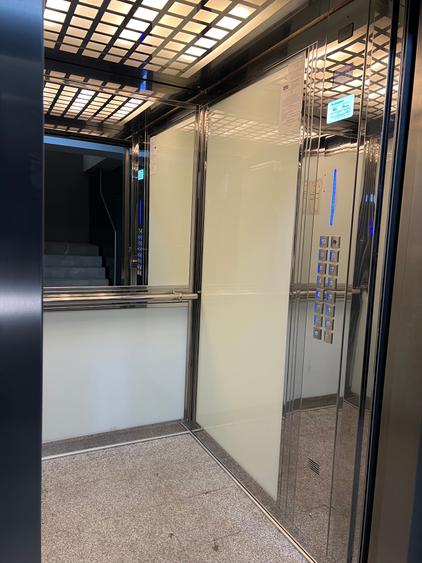 Apartament cu 2 camere decomandat în Est