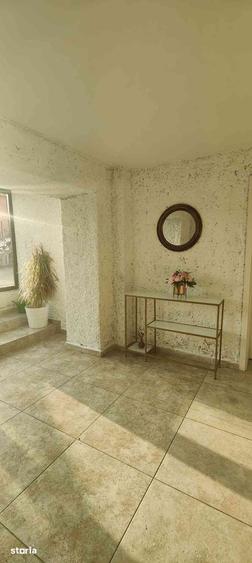Apartament cu 2 camere decomandat în Sânmartin