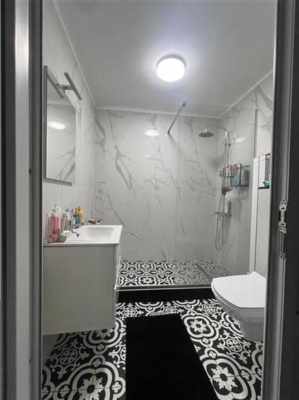 Apartament cu 3 camere decomandat, mobilat în Aeroport