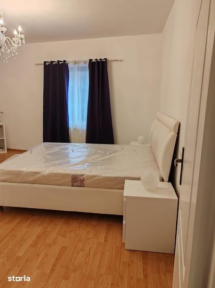 Apartament cu 3 camere decomandat în Doamna Ghica