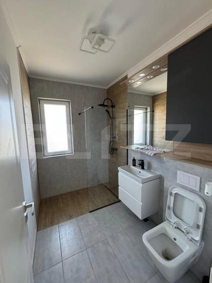 Apartament cu 2 camere semidecomandat în Giroc