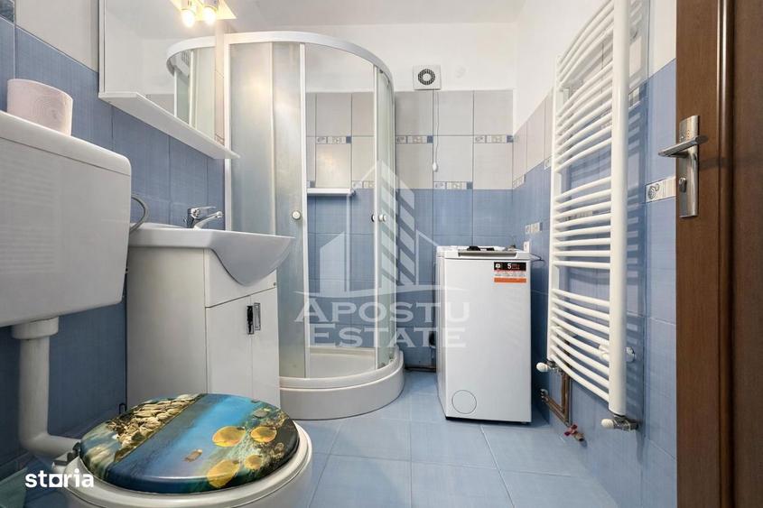 Apartament cu 2 camere semidecomandat, mobilat în Central
