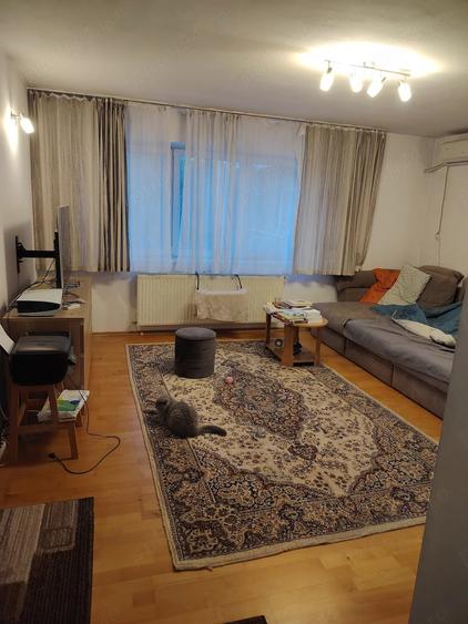 Apartament cu 2 camere semidecomandat în Sud