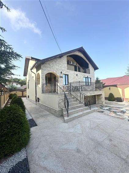 Casă individuală cu 4 camere cu Canalizare în Agigea