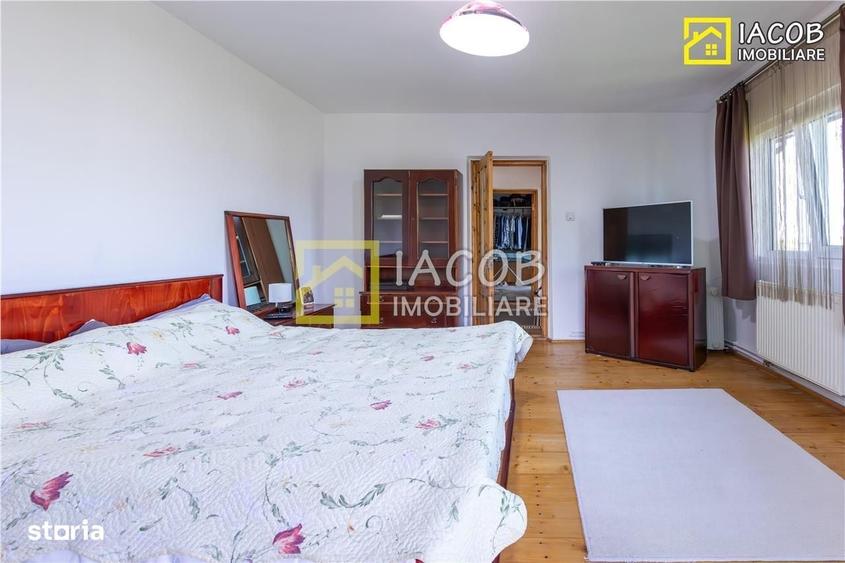 Casă cu 4 camere în Central